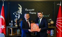 Özgür Özel, Ankara Kent Konseyi Başkanı Yılmaz'ı Kabul Etti