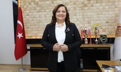 Burcu Köksal CHP'den İstifa Etti