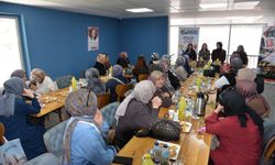 Kahramankazan Belediyesi Engelsiz Kafe'de Anneler Günü Kutlaması