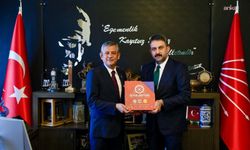 Özgür Özel, Ankara Kent Konseyi Başkanı Yılmaz'ı Kabul Etti