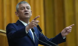 Özgür Özel: "Bedeller Ödeyeceğiz Ama Yürüyüşümüzden Asla Vazgeçmeyeceğiz"