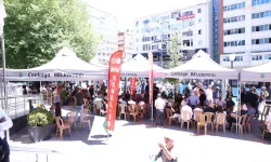 Çankaya Belediyesi Önünde Dayanışma Nöbeti
