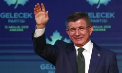 Gelecek Partisi Kapandı…. Davutoğlu’dan ‘Parti Siyasetinden Çekilme” Kararı: Kirli Siyasetin Parçası Olmayacağım
