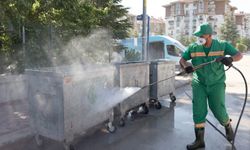 Çankaya'da Temizlik Mesaisi Gece Gündüz Sürüyor