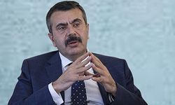 Yusuf Tekin'den Serbest Kıyafet Açıklaması