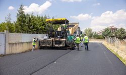 Gölbaşı'nda Asfalt Çalışmaları Sürüyor