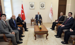 Azerbaycan Cumhuriyeti'nin Ankara Büyükelçisi Aslanov YÖK Başkanı Özvar'ı Ziyaret Etti