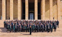 Ankara Barosu Başkanı ve Yönetiminden Anıtkabir Ziyareti