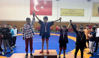 Altındağlı Güreşçiler Müsabakalara Damga Vurdu