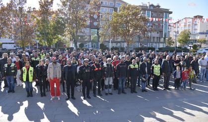 Ankara Motosiklet ve Kampçılık Spor Kulübü Derneği Üyelerinden Cumhuriyet Bayramı'nda Kahramankazan'a Ziyaret