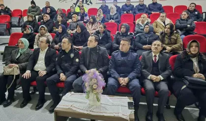 Evren'de Anne Semineri ile Bağımlılıkla Mücadele