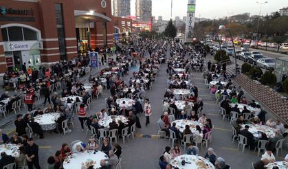 Batıkent'te İftar Sofraları Kuruldu
