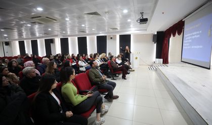 Yenimahalle’de Eğitim Seminerleri Sürüyor