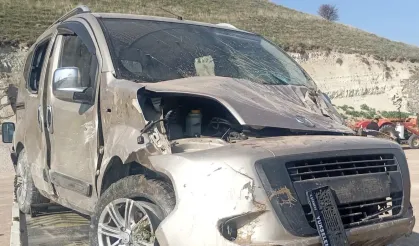 Ankara Güdül'de Otomobil Kazası: 2 Yaralı