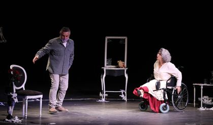 Tiyatro Festivali “Üç Eksi Bir” İle Final Yaptı