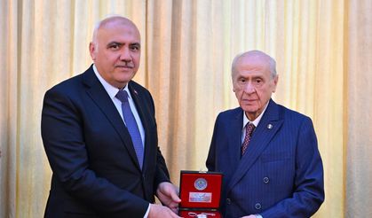 Devlet Bahçeli, Ülkücü Şehitler Anma Günü’nde Kızılcahamam’ı Ziyaret Etti