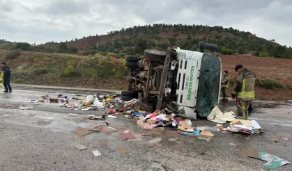Nallıhan'da Çöp Kamyonu Devrildi: 1 Ölü