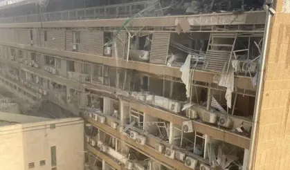 İran'dan İsrail'e Balistik Füze Saldırısı: Hastane İle Borsa Binasına İsabet Etti!