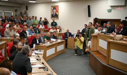 AK Partiye Geçen Özlem Çerçioğlu İçin Suç Duyurusu Yapılacak