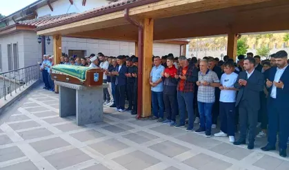 Ankara'da 15 Yaşındaki Çocuk Bıçaklanarak Yaşamını Yitirdi