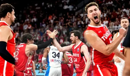 12 Dev Adam Avrupa Şampiyonası'nda Finalde!