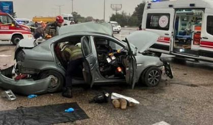 Ankara’da Otomobil, Park Halindeki Tankere Çarptı: 3 Ölü, 2 Yaralı