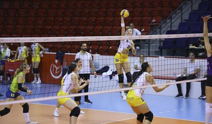 Ankara'da Voleybol Turnuvası Başladı