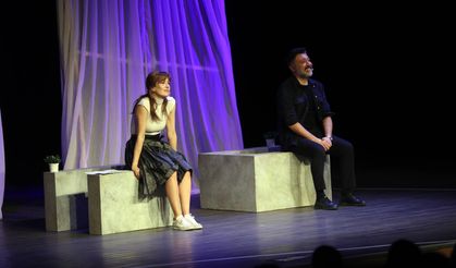 Yenimahalle'de Tiyatro Festivali Devam Ediyor