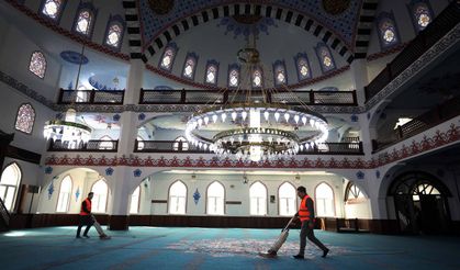 Yenimahalle’de İbadethaneler Ramazan’a Hazır