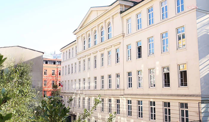 Ankara 4. İdare Mahkemesi, Özel İtalyan Lisesi'nde Geçici Öğretmen Atamasının Yürütmesini Durdurdu