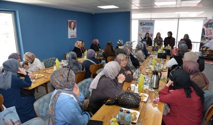 Kahramankazan Belediyesi Engelsiz Kafe'de Anneler Günü Kutlaması