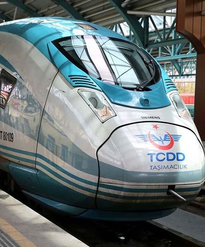 Bayramda YHT ve Diğer Trenlere Ek Vagon