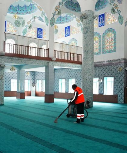 Gölbaşı Belediyesi’nden Camilerde Ramazan Temizliği