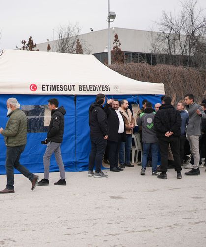 Etimesgut Belediyesi'nden Grevdeki Emekçilere Destek