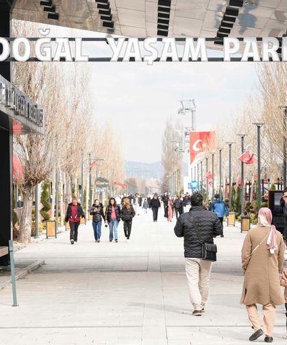 Ankara'da Bayram Keyfi Büyükşehir Belediyesi'nin Parklarında Yaşandı