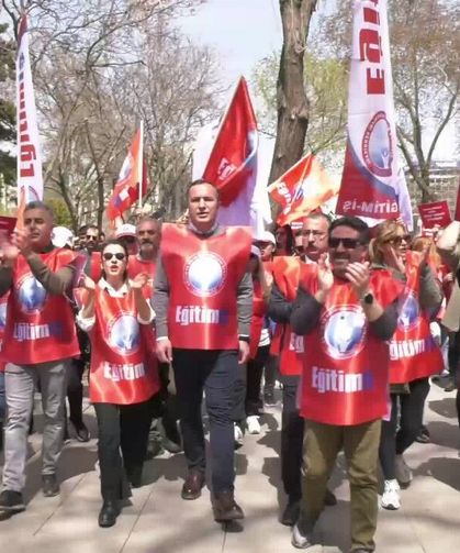 Eğitim Sendikalarından Milli Eğitim Bakanlığı Önünde Protesto