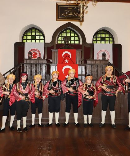 Seymenlerden 23 Nisan’da Tarihi Temsil