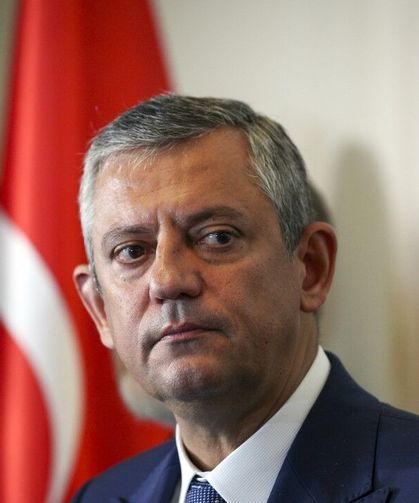 Özgür Özel’in Acı Günü... Özel'in Amcası Hayatını Kaybetti
