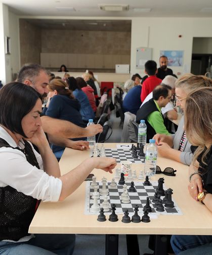Yenimahalle'de Geleneksel Satranç Turnuvası Yapıldı