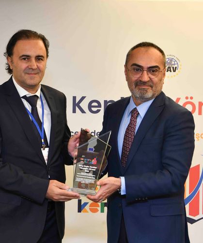 Genç Dostu Yerel Yönetişim Zirvesi'nde ABB'ye Ödül