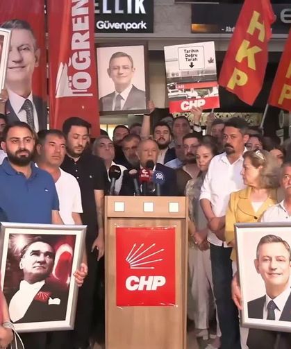 CHP Ankara İl Başkan Vekili Işık'ın Görevden Alınması Protesto Edildi