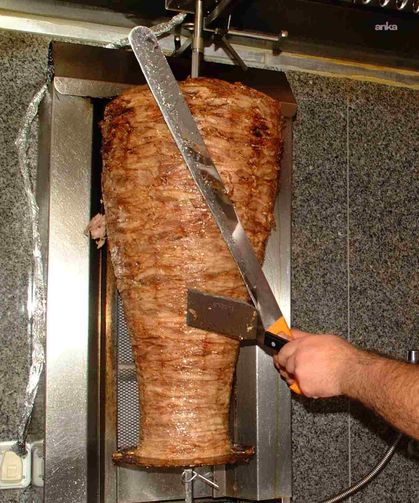 Almanya'da Döner Kavgası: 3 Yaralı
