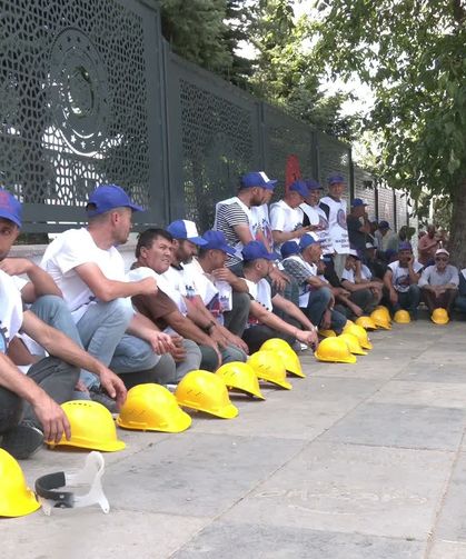 Doruk Madencilik İşçileri Çalışma ve Sosyal Güvenlik Bakanlığı Önünde