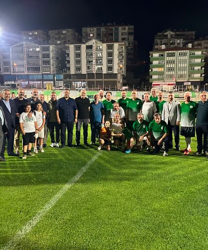 Kızılcahamam'da Futbol Efsaneleri Yine Buluştu