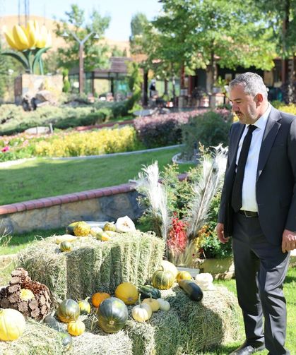 Pursaklar ATA Bahçesi'nde Hasat Yapıldı