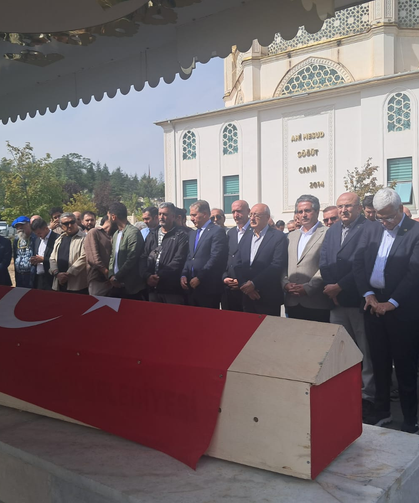 Emekli Polis Ali Şekeroğlu Son Yolculuğuna Uğurlandı