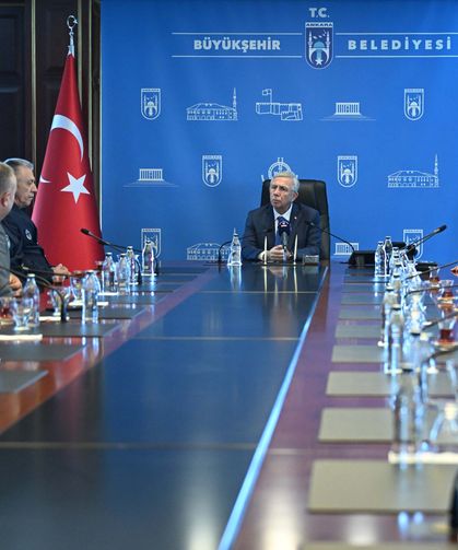 Mansur Yavaş, Ankara Zabıtasıyla Buluştu