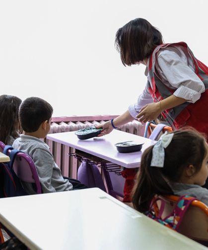 Çankaya Belediyesi'nden 12 Okulda Bin 865 Öğrenciye Öğle Yemeği