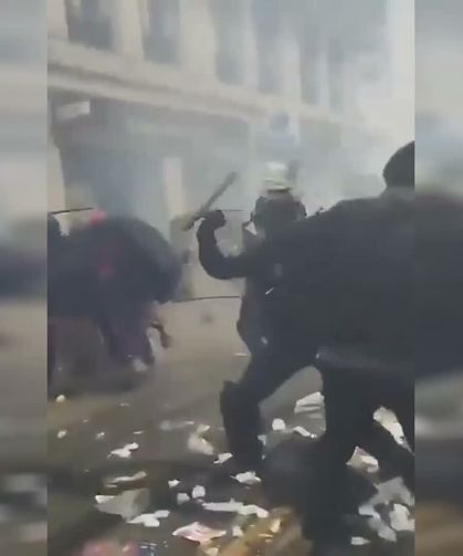 Fransa'da Lise Eylemlerinde 15 Yaşındaki Öğrenci Elini Kaybetti