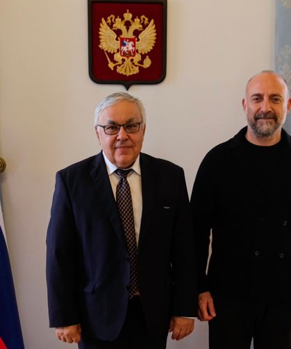 Rusya'nın Ankara Büyükelçisi, Oyuncu Halit Ergenç ile Bir Araya Geldi